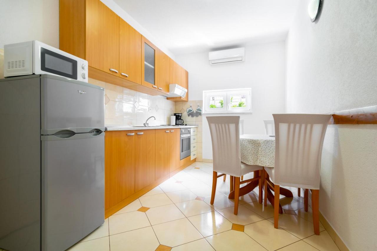 Apartmani Roko Baška Voda Kültér fotó