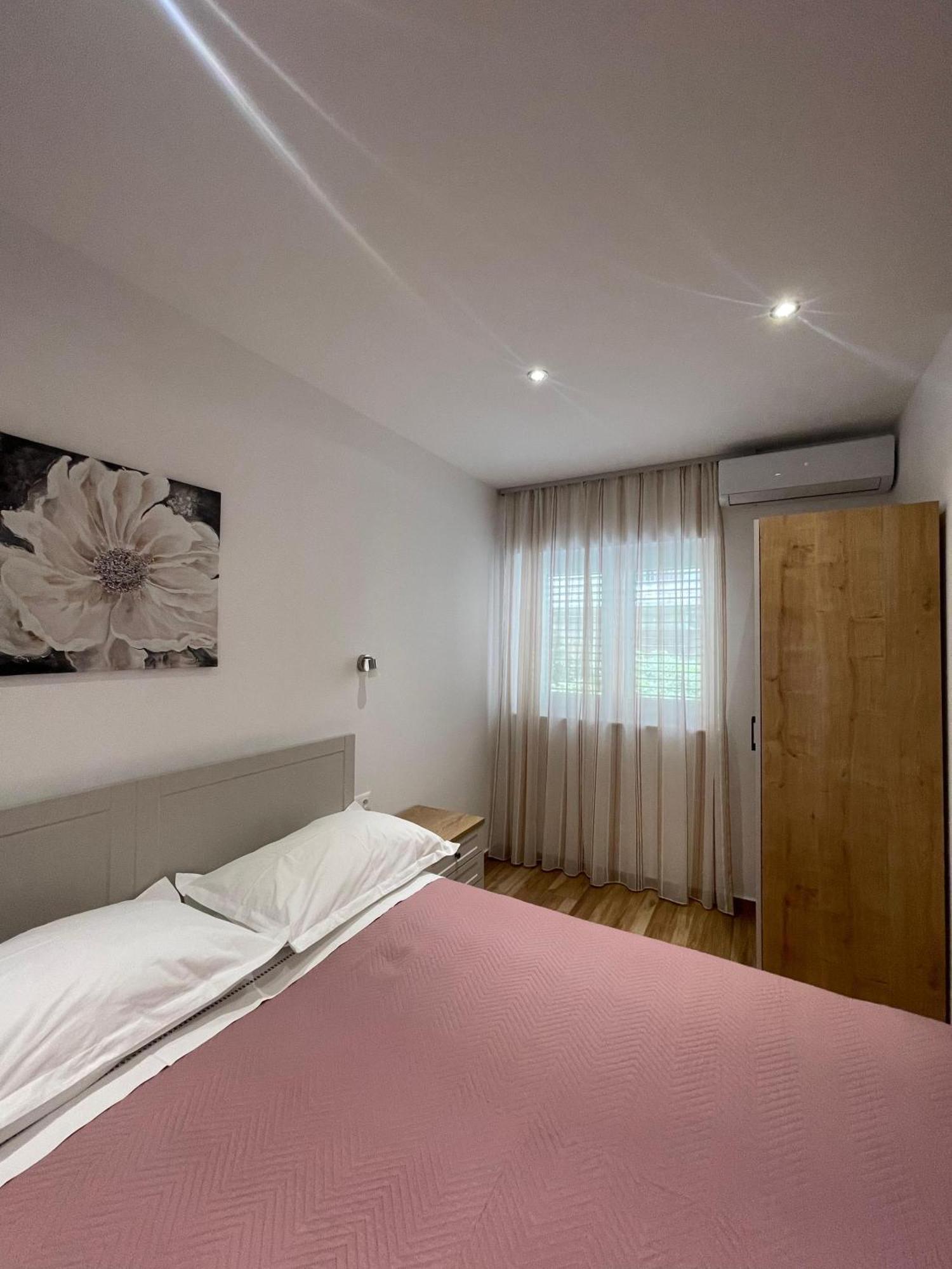 Apartmani Roko Baška Voda Kültér fotó